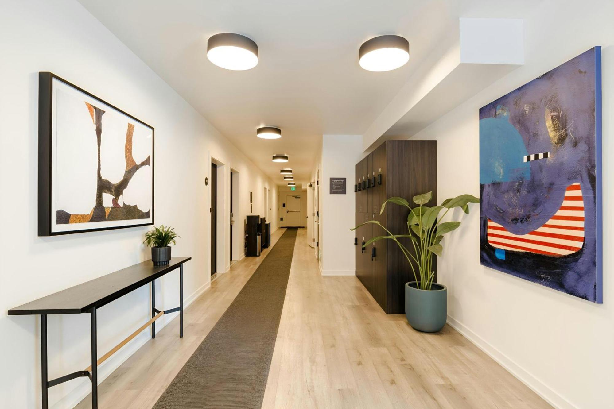 The Boylston Hotel Capitol Hill, Sonder By Marriott Bonvoy Сиэтл Экстерьер фото